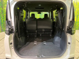普段のお買い物や通勤、送迎等に十分な荷室スペースを確保しております。セカンドシートを倒すと、大きな荷物の積載も可能です♪