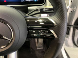☆ステアリングシフトが装備されております。ステアリングから手を離さずにシフトチェンジができます。マニュアルモードをご選択頂くことにより、よりアグレッシブな走行が可能となります!
