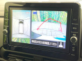 【アラウンドビューモニター】専用のカメラにより、上から見下ろしたような視点で360度クルマの周囲を確認することができます☆死角部分も確認しやすく、狭い場所での切り返しや駐車もスムーズに行えます。