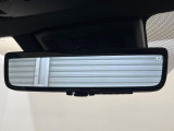 【デジタルインナーミラー】後席の大きな荷物や同乗者で後方が確認しづらい時でも安心!カメラが撮影した車両後方の映像をルームミラー内に表示。クリアな視界で状況の確認が可能です!