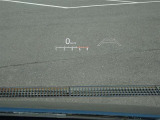 カラーヘッドアップディスプレイ付き。少ない視線移動で情報を確認できるので、運転の疲労軽減に繋がりますよ♪