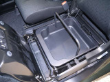 助手席シートアンダーBOX☆