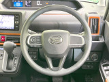 ステアリングも使用感が少なく、きれいな状態となっております♪
