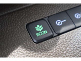 ECONスイッチの効果とあなたの運転で、クルマと力をあわせ「燃費向上=ガソリン代の節約=CO2 削減」のチャレンジをお楽しみください。