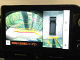 【パノラミックビューモニター】専用のカメラにより、上から見下ろしたような視点で360度クルマの周囲を確認することができます☆死角部分も確認しやすく、狭い場所での切り返しや駐車もスムーズに行えます。
