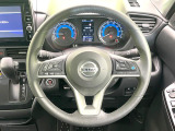ステアリングも使用感が少なく、きれいな状態となっております♪