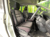 運転席シート廻りは使用感も少なく、良好な状態となっています。丁寧に使われていたことがよくわかりますね。
