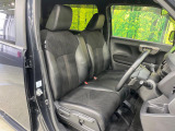 運転席シート廻りは使用感も少なく、良好な状態となっています。前オーナー様が丁寧に使っていたことがよくわかりますね。