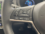 【 ステアリングスイッチ 】手元のスイッチでナビ操作が可能です!!非常に便利な機能です。取り付けのナビによってはオプション設定となっております!詳しくはスタッフまで♪