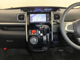 ナビ、オートエアコン付