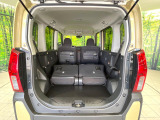 普段のお買い物や通勤、送迎等に十分な荷室スペースを確保しております。セカンドシートを倒すと、大きな荷物の積載も可能です♪