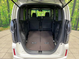 後席を格納すると、これだけの広さが!シーンに合わせたシートアレンジで、大きな荷物も積むことが出来ます♪