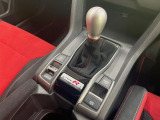【フロア6速MT】走りの6速MT!!スポーティーな走行をお楽しみいただけます♪