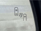車線変更時の後方確認をアシストしてくれるブラインドスポットモニター!ドアミラーの死角を検知してくれるから車線変更もスムーズです。
