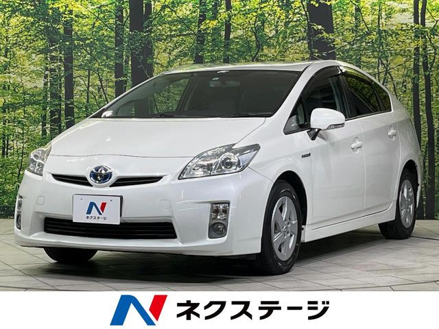 トヨタ プリウス 