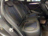 ●後部座席も気になるようなキズ・汚れやへたり等、大きなダメージはなく、良好な状態です。