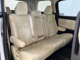 ゆとりある広々とした車内空間は、ドライブを始め買い物やレジャーなど、幅広く活躍します。一人でもみんなとでもお出かけを楽しみましょう!