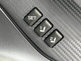 【メモリー機能付きパワーシート】ドライバーごとに設定したシート位置を記憶して、ボタン一つで切り替えできる便利な機能!運転する方が複数名いらっしゃるご家庭におすすめです♪