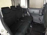3名乗車できるセカンドシートです。