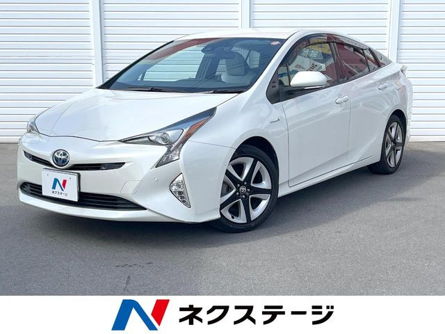 トヨタ プリウス 