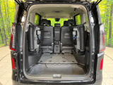 普段のお買い物や通勤、送迎等に十分な荷室スペースを確保しております。セカンドシートを倒すと、大きな荷物の積載も可能です♪