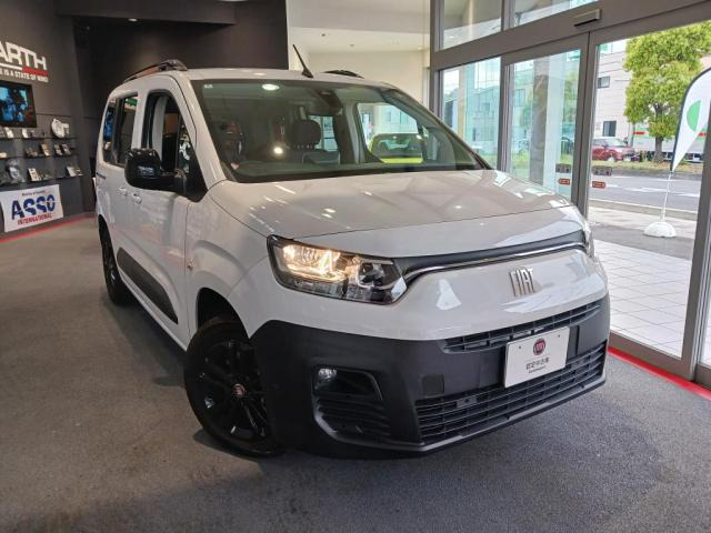 フィアット ドブロ 