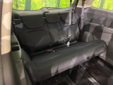 3列目シートはもちろん状態良好☆大人でもゆったりと座って頂けますので、大人数でのお出かけもラクラクです♪ご家族で、気の知れた仲間で、ドライブに行くのが楽しみですね♪