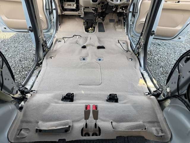 ホンダ N-BOX G Lパッケージ 4WD 両側パワースライドドア 純正ナビ CD