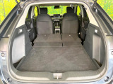 普段のお買い物や通勤、送迎等に十分な荷室スペースを確保しております。セカンドシートを倒すと、大きな荷物の積載も可能です♪