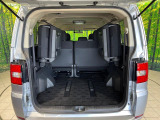 後席を格納すると、これだけの広さが!シーンに合わせたシートアレンジで、大きな荷物も積むことが出来ます♪