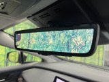 【デジタルインナーミラー】後席の大きな荷物や同乗者で後方が確認しづらい時でも安心!カメラが撮影した車両後方の映像をルームミラー内に表示。クリアな視界で状況の確認が可能です!
