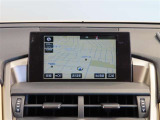 純正メモリーナビになります。