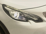 ●ヘッドライト:ヘッドライトは黄ばみも少なく、綺麗な状態を保っております。黄ばみ防止のレンズコーティングの施工も可能でございます。