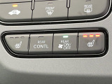 【シートヒーター】寒い日に重宝するシートヒーター!エアコンより早く温まってくれるので寒がりの人も安心ですね♪エアコンの温風は乾燥するから苦手、という方にもをおすすめです。