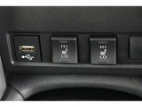 ■シートヒーター■ボタンひとつでシートがホカホカ。寒い冬でも快適にドライブ!