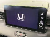 【9インチ ホンダコネクトディスプレイ】視認性の高い大画面ディスプレイでナビの使用や、お持ちのスマートフォンと連携したbluetoothでの音楽再生が可能です♪