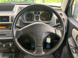 ステアリングも使用感が少なく、きれいな状態となっております♪
