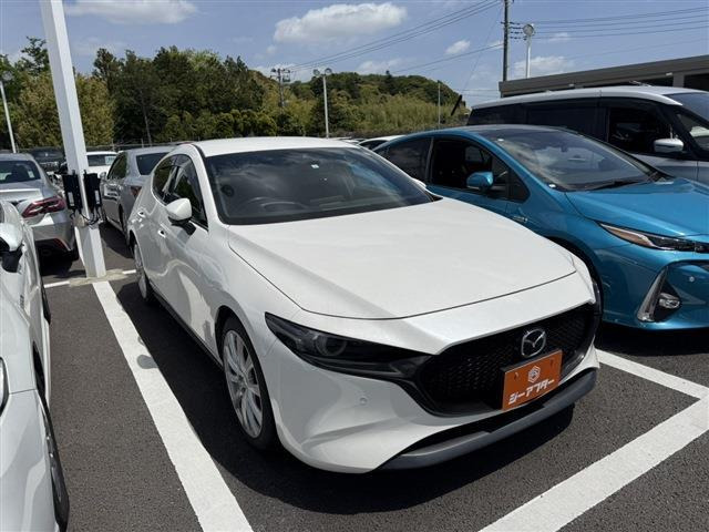 マツダ MAZDA3ファストバック 