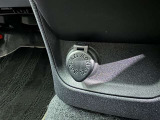 シガーソケット用の充電器が使用可能です!