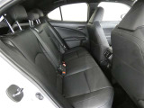 【居住性】リヤシートのスペースは、しっかり確保してます♪もちろん室内クリーニング済みです☆