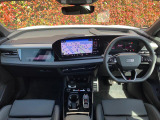 Audiのインテリアはエクステリア同様、優れたデザイン性とクオリティ、そして機能性を兼ね備えております。