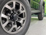 【純正15インチアルミホイール】外観にマッチした純正アルミホイールを装着しております。各種社外アルミホイールや、スタッドレスタイヤも取扱いしております。是非ご相談ください♪