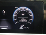 走行距離は1,644km。メーター内に明確に表示され、車両状態の把握がしやすくなっています。