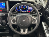 ステアリングも使用感が少なく、きれいな状態となっております♪
