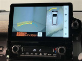 安全機能のバックモニター&全周囲モニターも装備です。