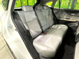 後部座席も気になるようなキズ・汚れやへたり等、大きなダメージはなく、良好な状態です。