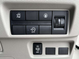 運転席周りの各操作スイッチです!【片側電動スライド】【セーフティシールド】【アイドリングストップ】【ハンズフリーオートスライド】等&hellip;