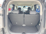 普段のお買い物や通勤、送迎等に十分な荷室スペースを確保しております。セカンドシートを倒すと、大きな荷物の積載も可能です♪
