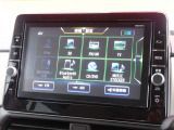 ナビゲーション+AV 2画面表示(デュアルウィンドウ)、TV、FM/AM、Bluetooth Audio、SDカード、DVD再生、 CD録音/再生、ハンズフリーフォン、スマホ、Nissan Connectサービス対応の高性能9インチ大型ナビです。