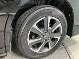 【タイヤ・ホイール】205/60R16の純正アルミタイヤになります。スタッドレスタイヤもこのサイズをお求め下さい。